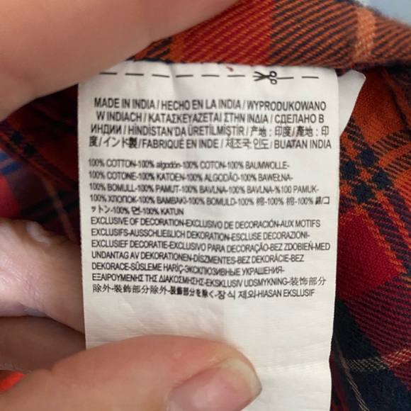 Vans Red and Navy Plaid Button‑Front Flannel Shirt - Picture 4 of 4